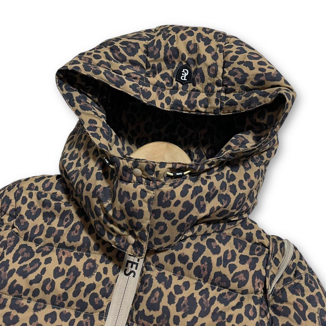 新品 パーリーゲイツ　レオパード柄 袖・フード着脱式 ダウンジャケット ゴルフ