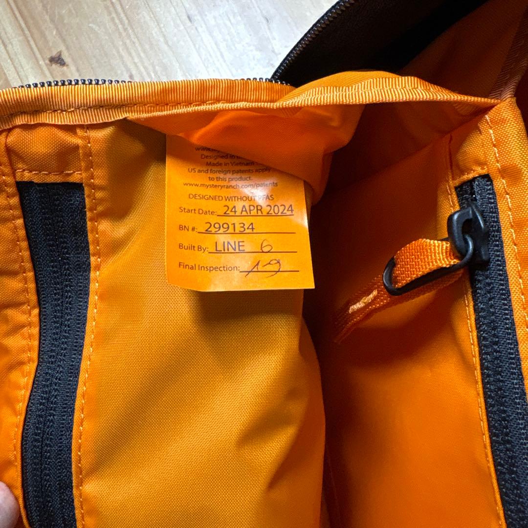 【美品】ミステリーランチ　ディストリクト8 district8