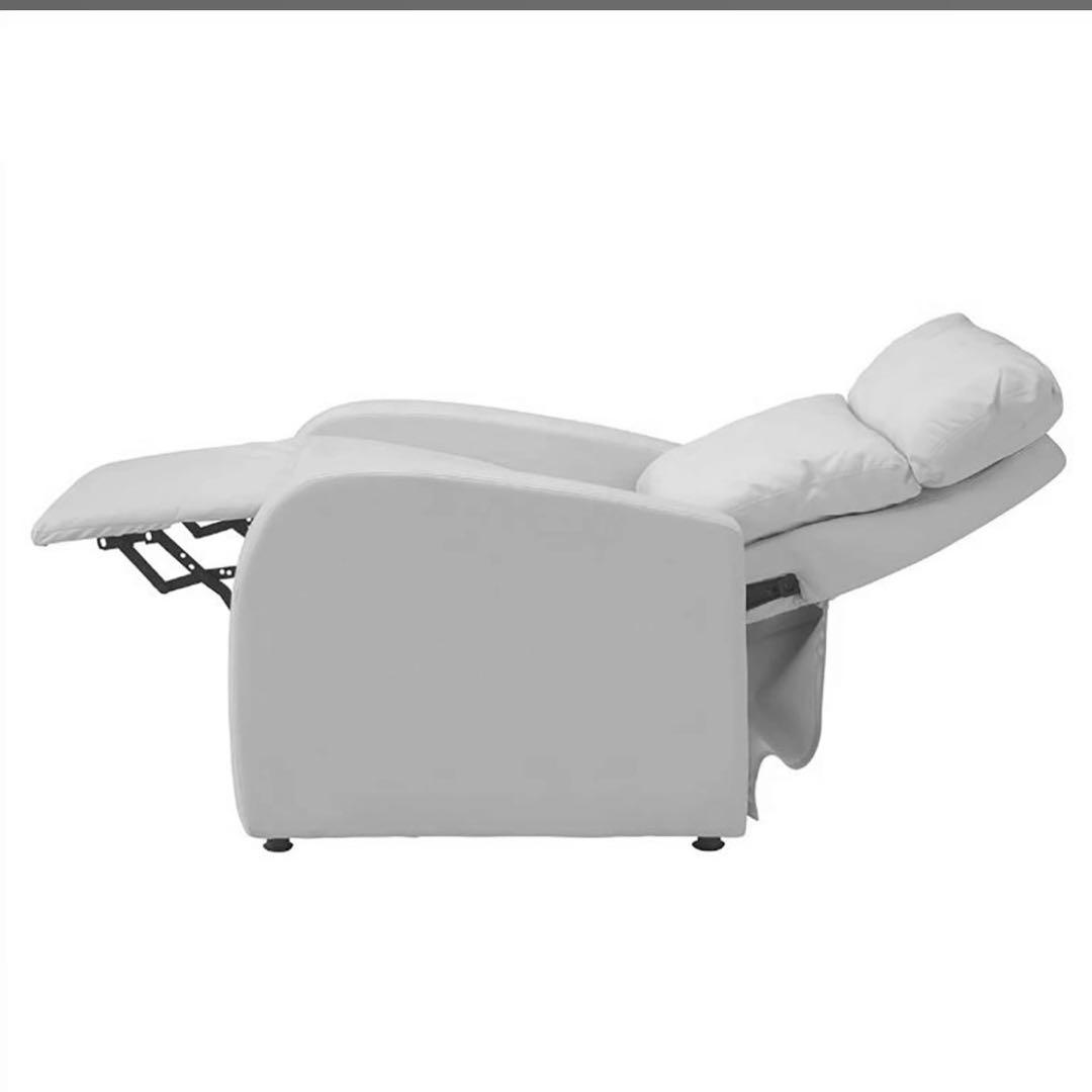 リクライニングチェアー　ベッド　エステ　マツエク　サロン