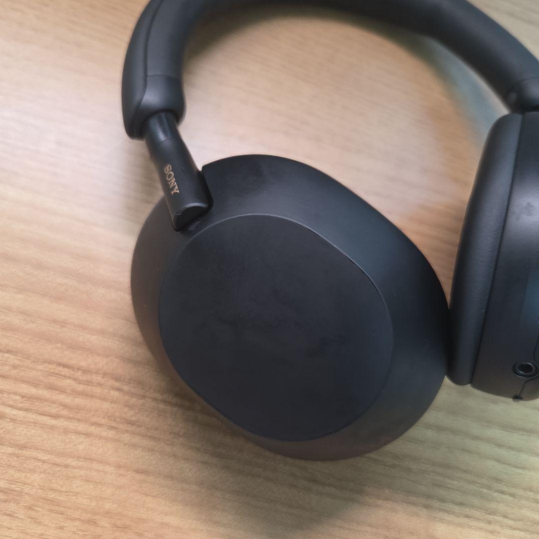 SONY WH-1000XM5 接着跡あり ケース付 黒 ワイヤレスヘッドホン