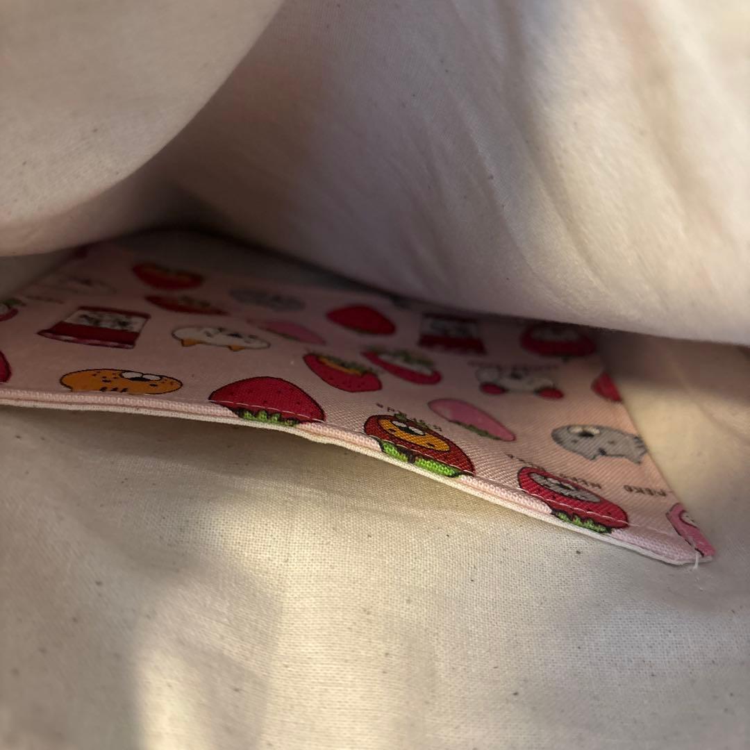 感謝価格　SALE 持ち手付きポーチ　猫柄　人気　ハンドメイド