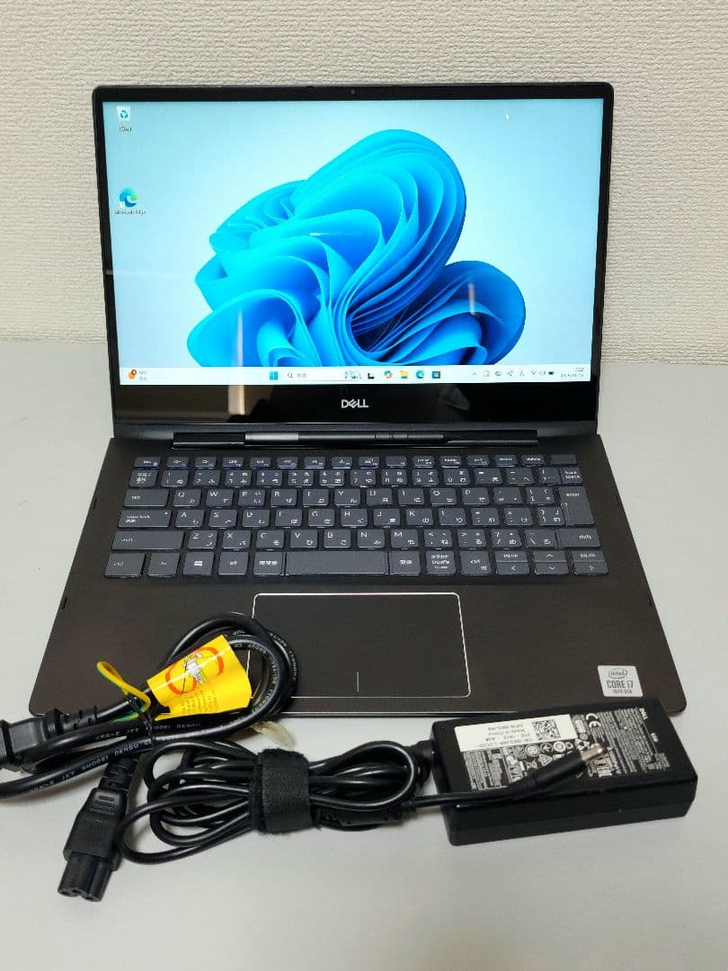 美品　DELL Inspiron 7391　2-in-1　上位モデル　タッチ