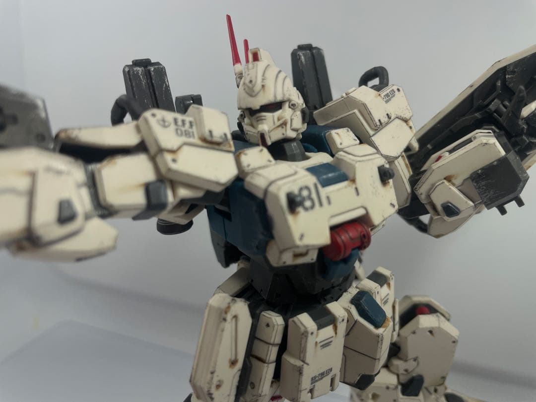 【完成品】海外プラモデルHG 1/144 Ez8イージーエイト