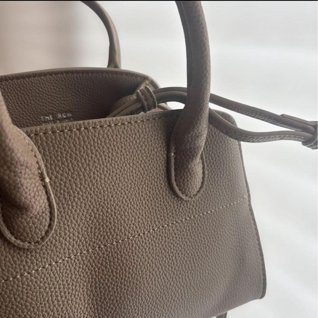 新品THE ROWバッグ　ノベルティ　マルゴー10 大容量 グレージュ