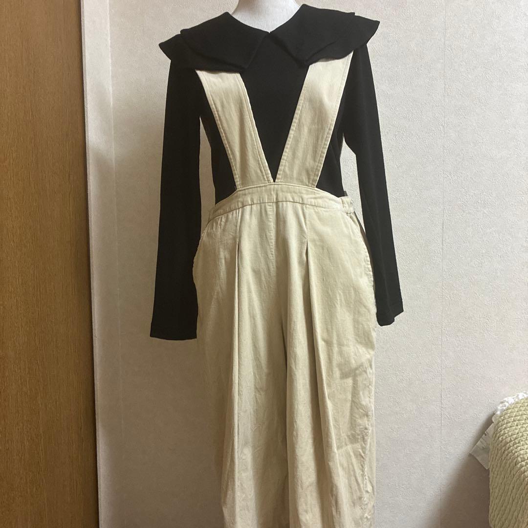 ギャルソン　 大きな襟付き黒長袖ニット