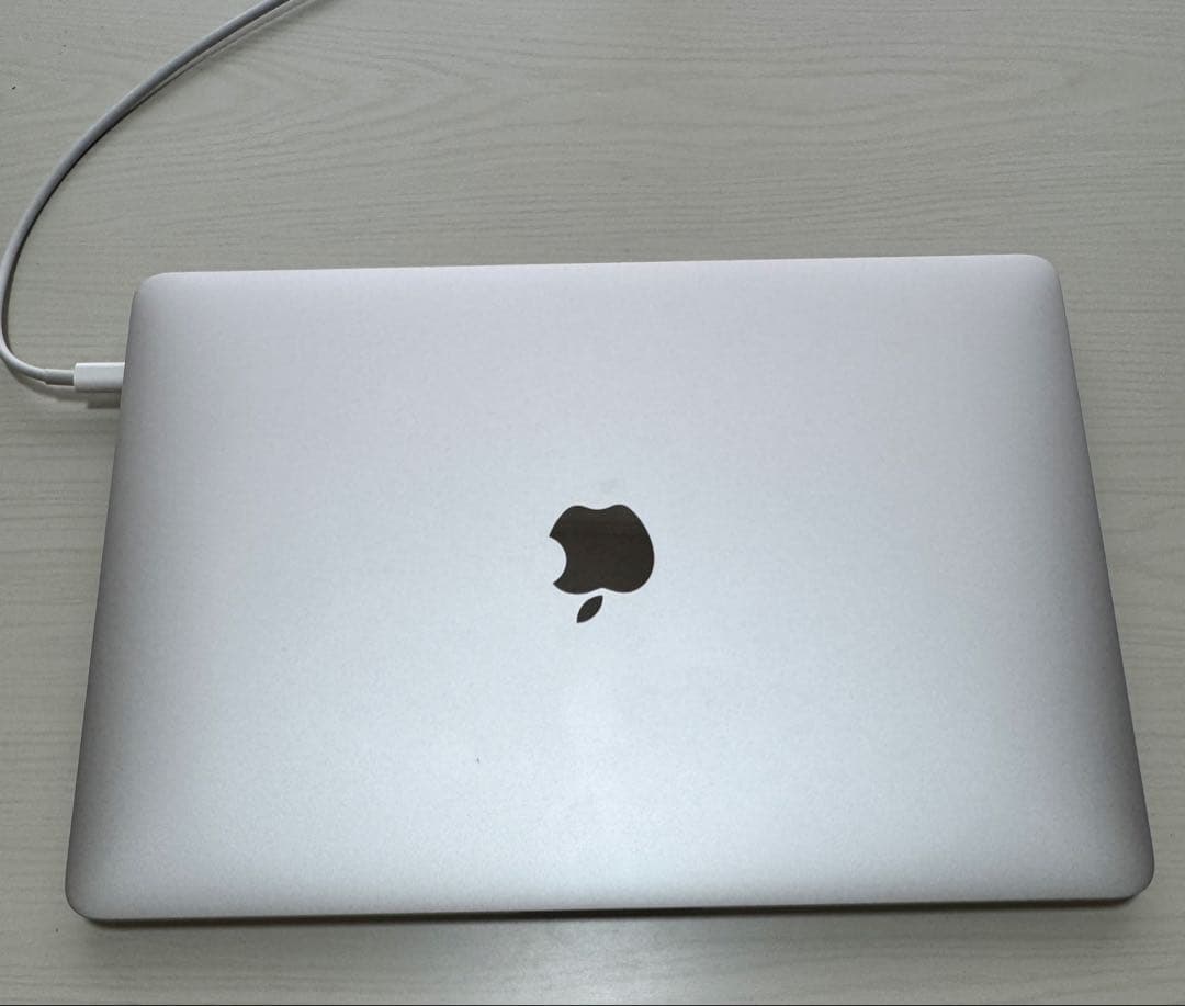 MacBook Air M1 A2337 13.3nch シルバー