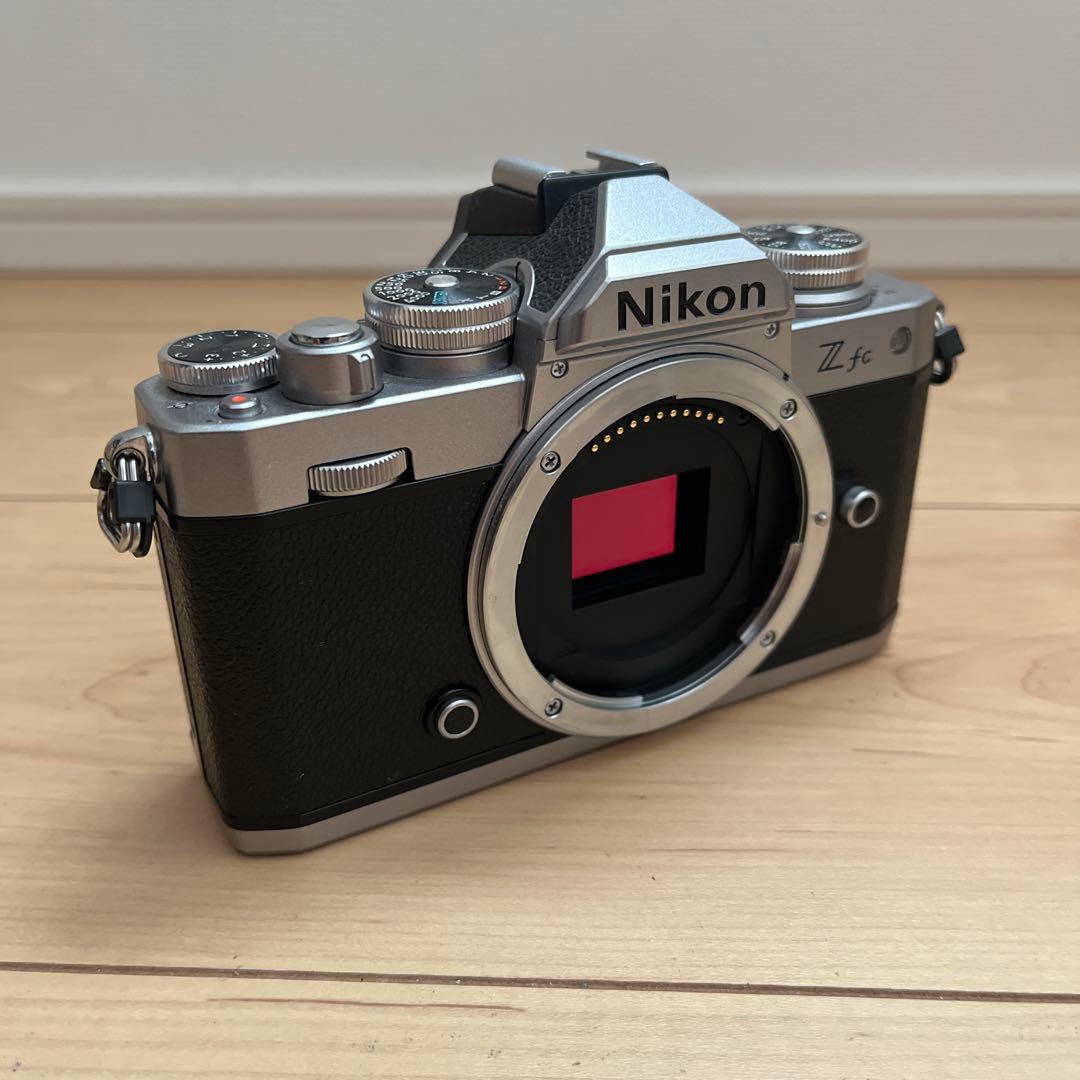 シャッター約1600回 Nikon Z fc DX16-50 SL KIT