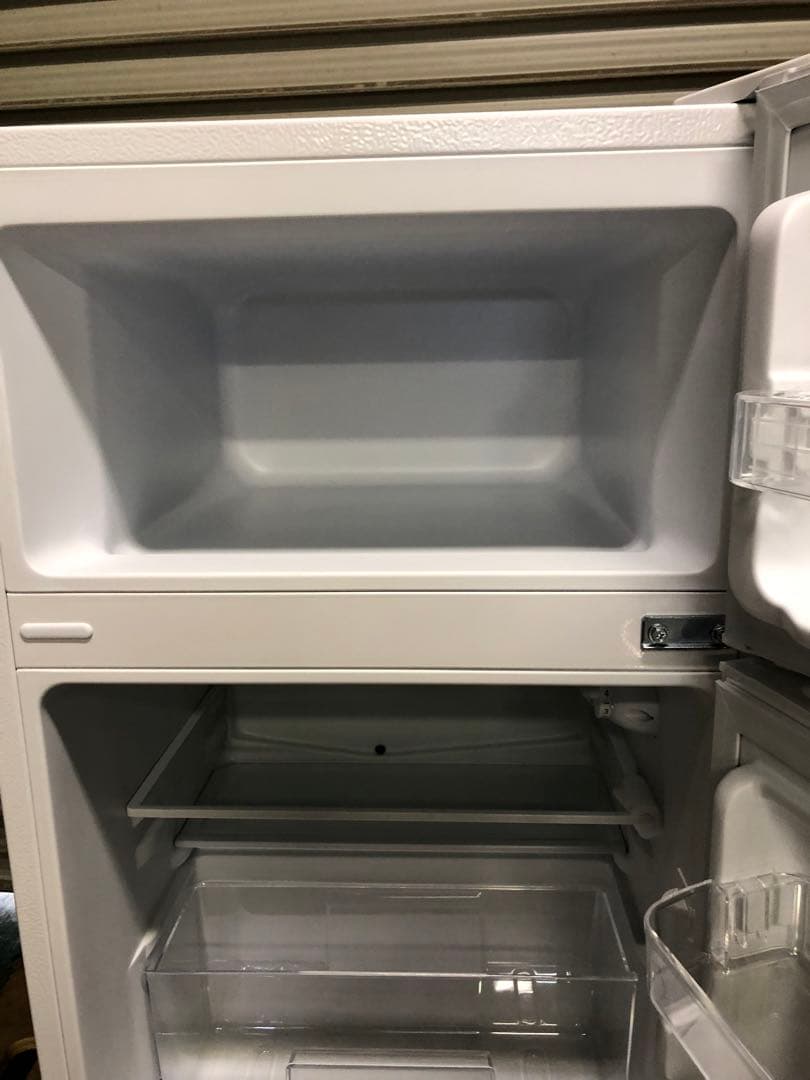 10r38 美品 2024年製 87L 冷蔵庫 TH-87L2-WH 一人暮らし