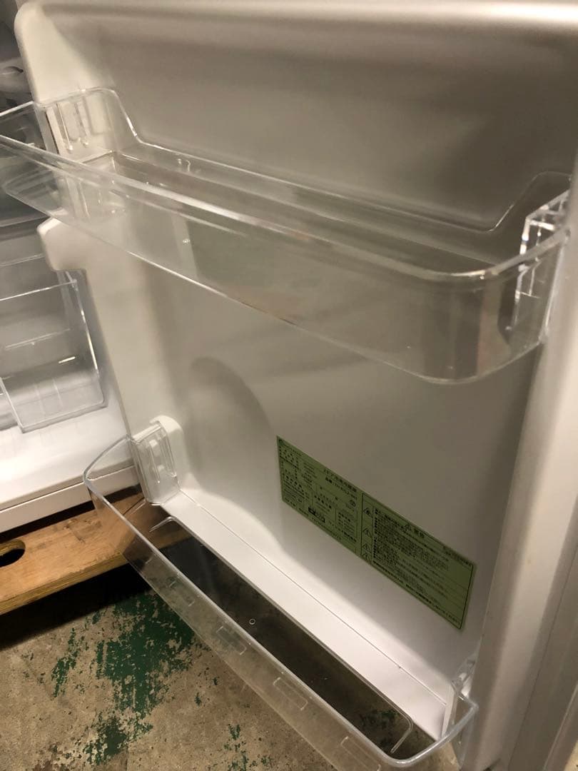 10r38 美品 2024年製 87L 冷蔵庫 TH-87L2-WH 一人暮らし