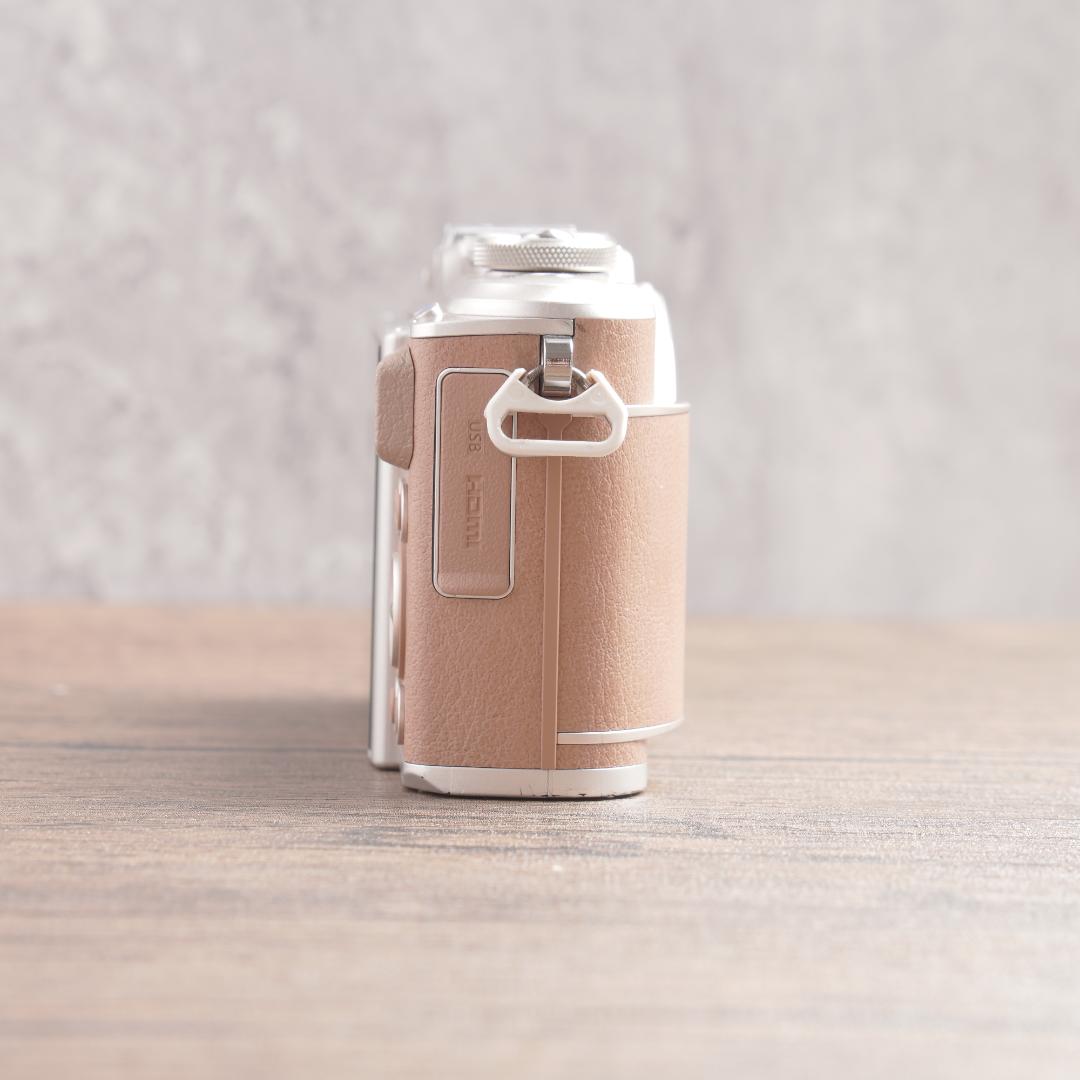 ショット数2809回で超美品✨自撮り✨OLYMPUS PEN E-PL9　938