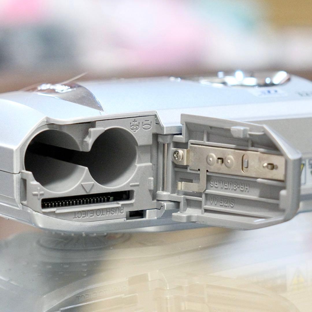 動作品 平成レトロ CCD Y2K FUJIFILM FinePix A303