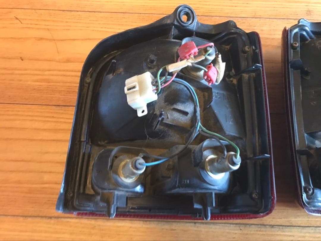 7日迄限定大特価！撤収前値下げ!　L200ミラターボ テールランプ　左右セット