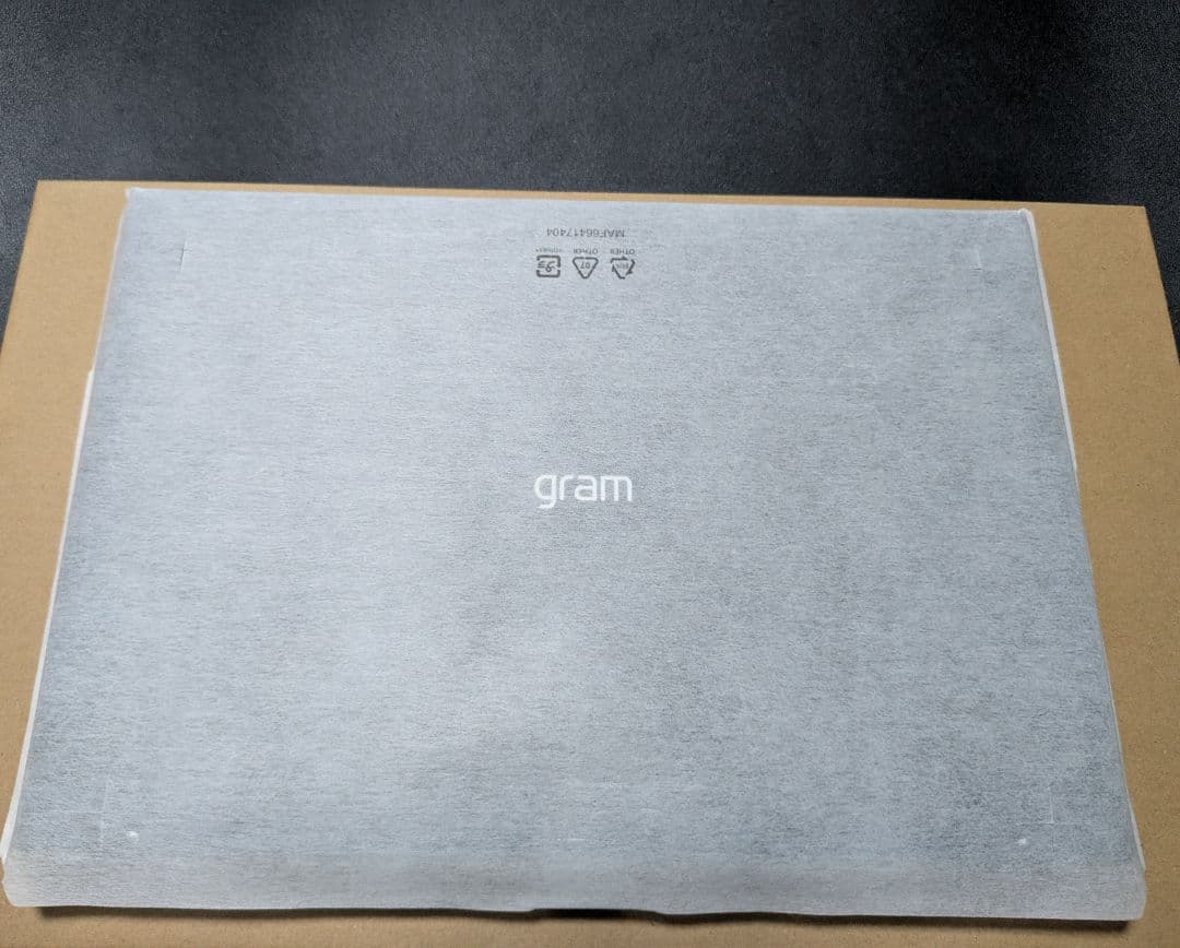 Windowsノート本体 LG gram 17 GeForce RTX3050 17Z90R-DA79J