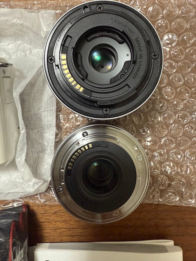 山*田様 美品 Canon　EOS Kiss M ダブルレンズキット ホワイト