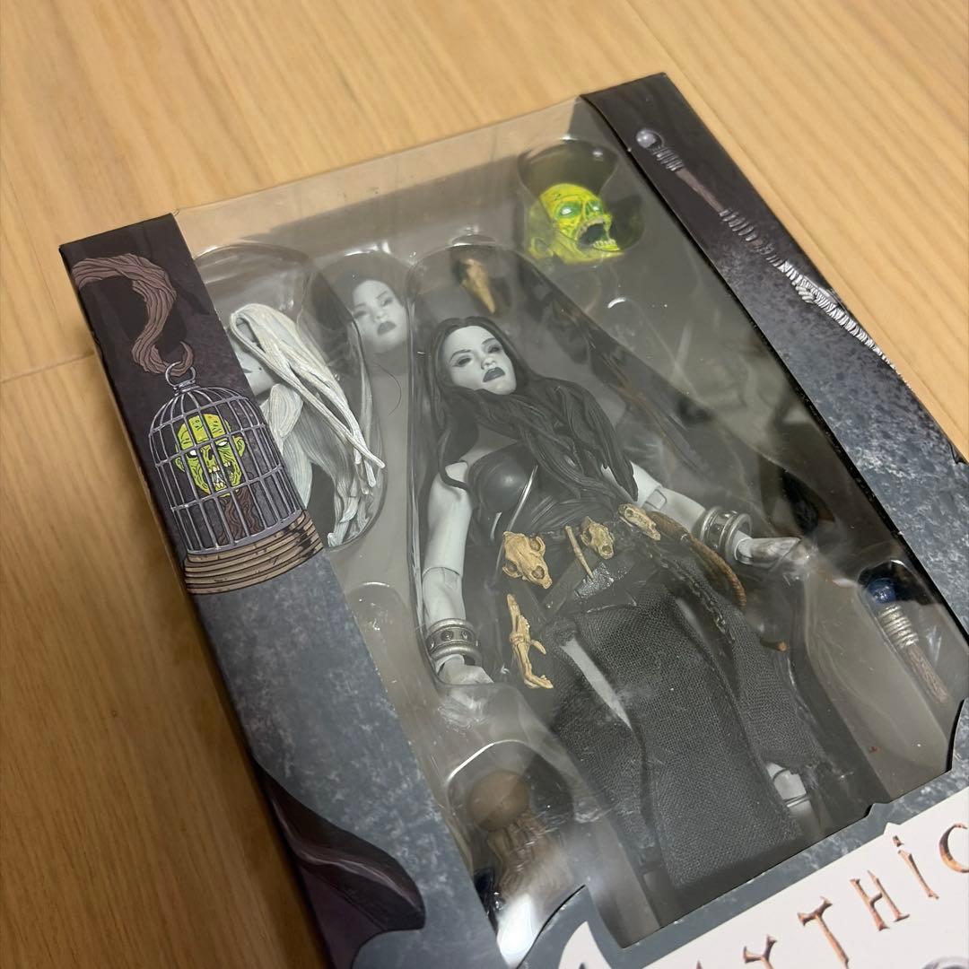 SF・ファンタジー・ホラー Mythic legions the nymph legionsconver