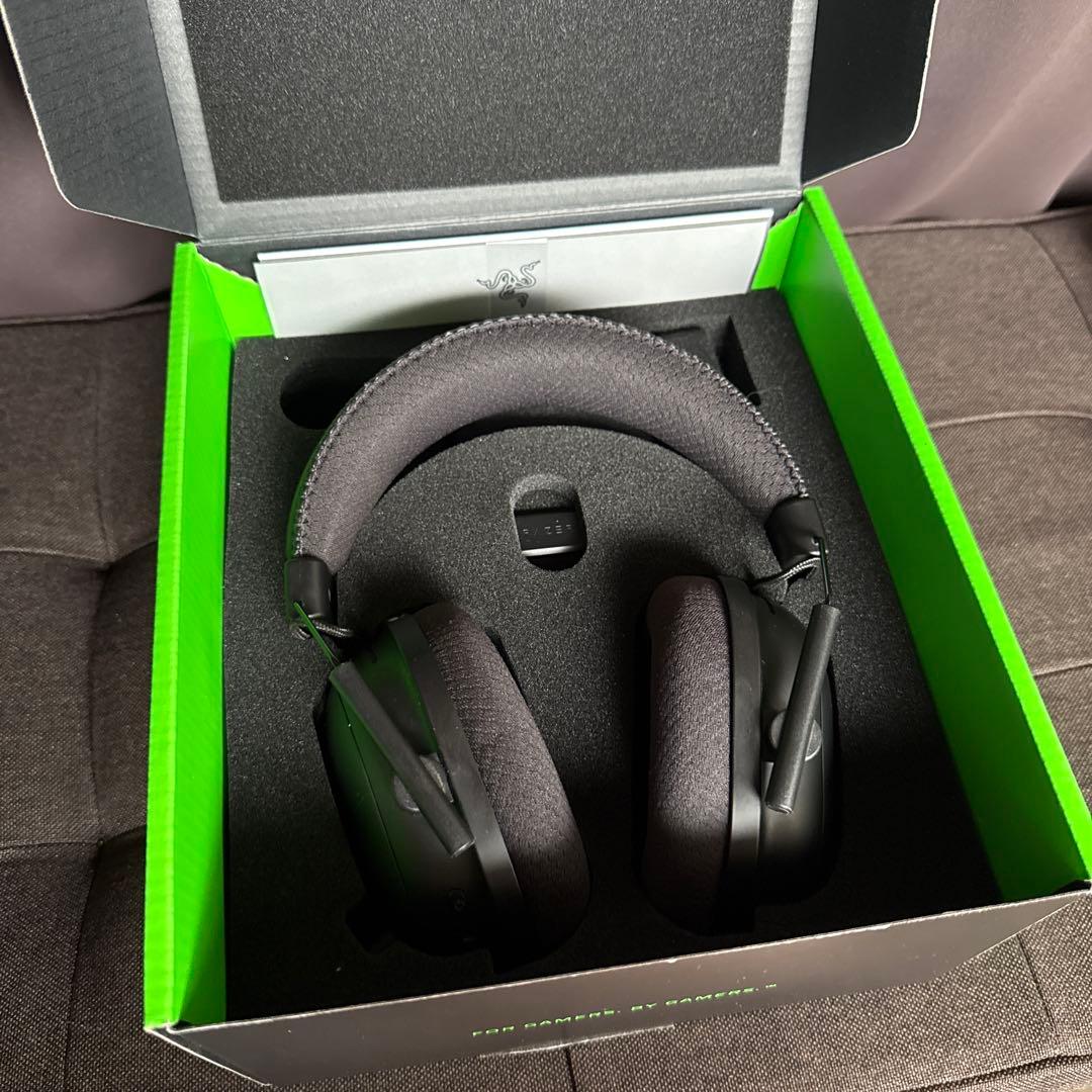 Razer BlackShark V2 Pro ワイヤレスヘッドセット