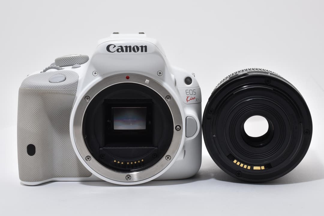 ほぼ未使用 Canon EOS Kiss X7 ホワイト スマホ転送 9423