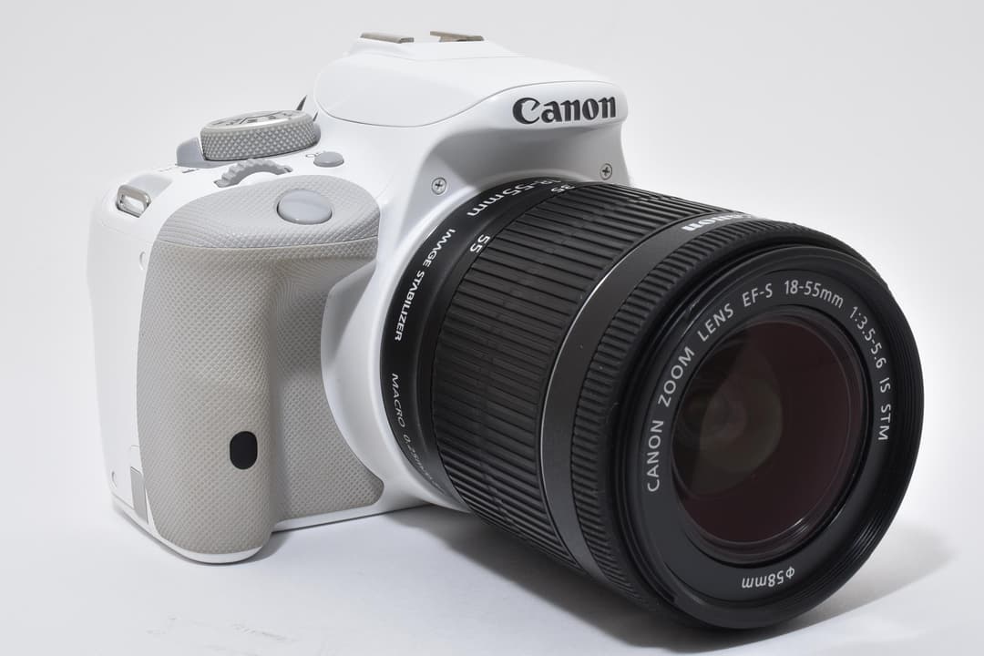 ほぼ未使用 Canon EOS Kiss X7 ホワイト スマホ転送 9423