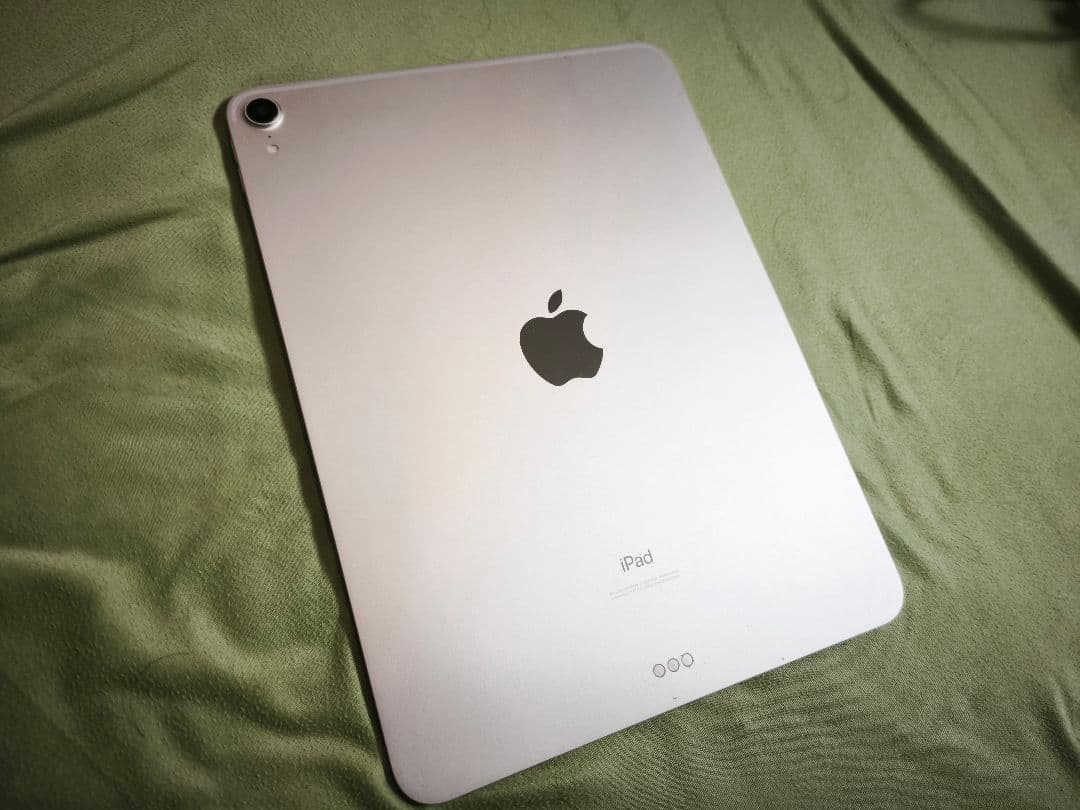 は*ん様 iPad Pro 11 第1世代 256GB Wi-Fi カバー2枚＆