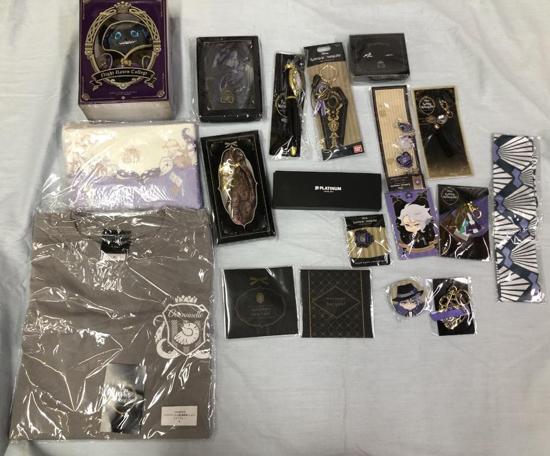 ツイステッドワンダーランド オクタヴィネル アズール グッズ まとめ
