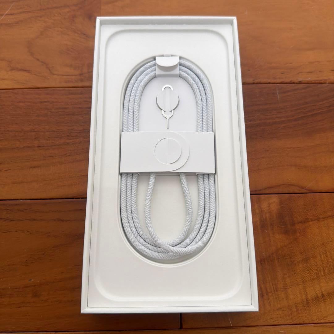 【99%】 iPhone16promax 256GB ホワイト　シルバー