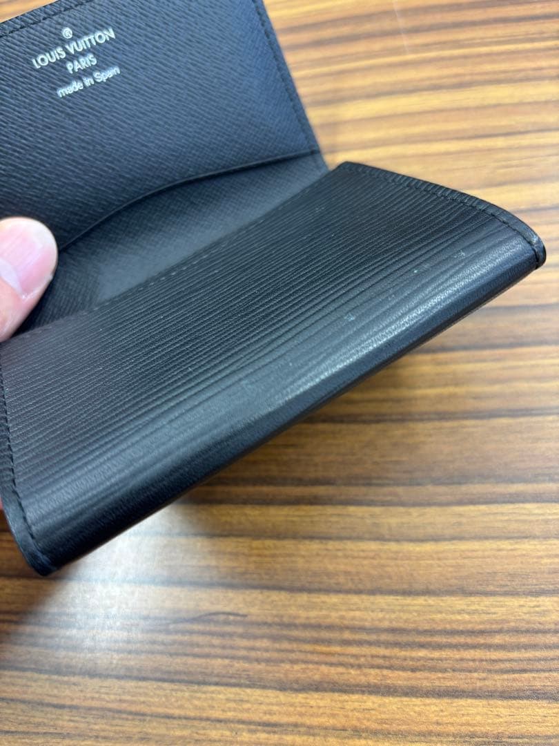 LOUIS VUITTON ブラックレザー名刺入れエピ