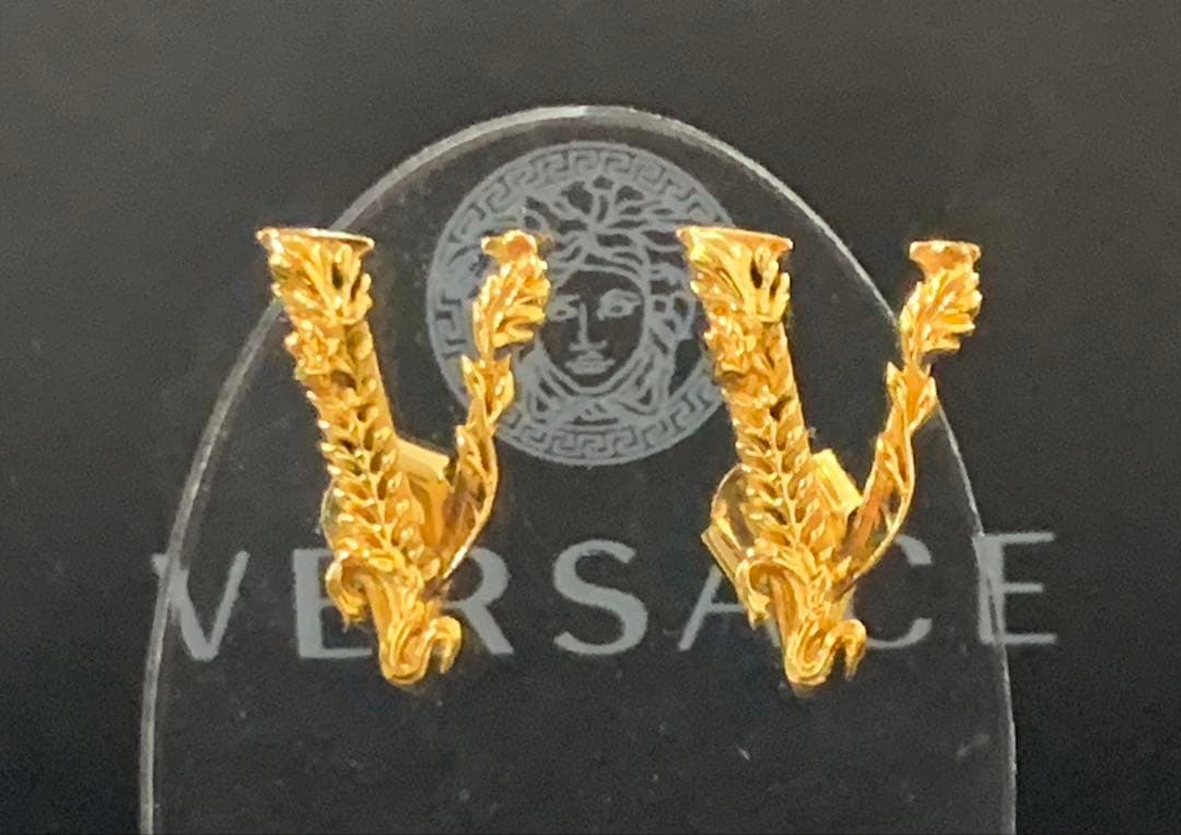 VERSACE ヴェルサーチェ 箱付 ヴィルトゥス 両耳 ピアス
