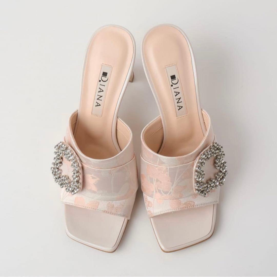 DIANA ダイアナ ビジューバックル輝く☆上品ミュール M