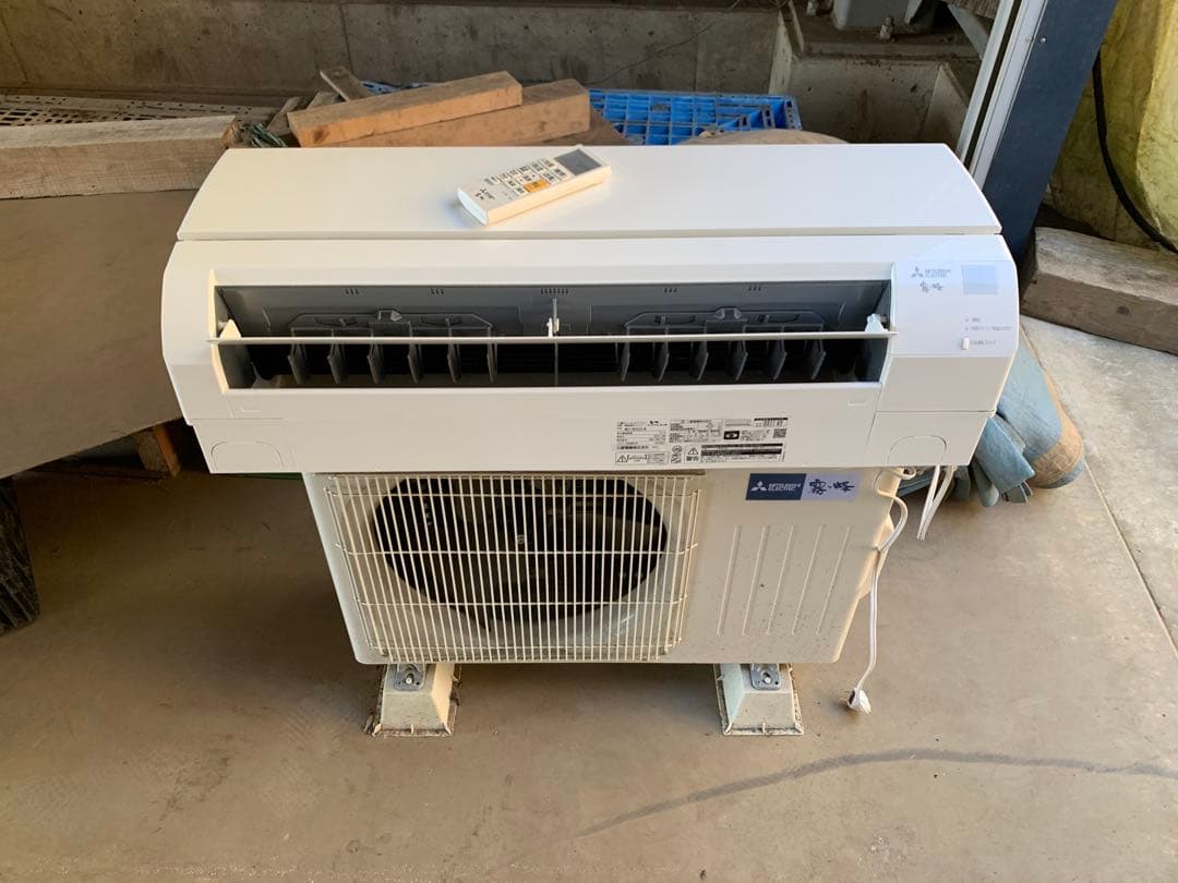 2023年　霧ヶ峰 MSZ-GV2523-W [ピュアホワイト]