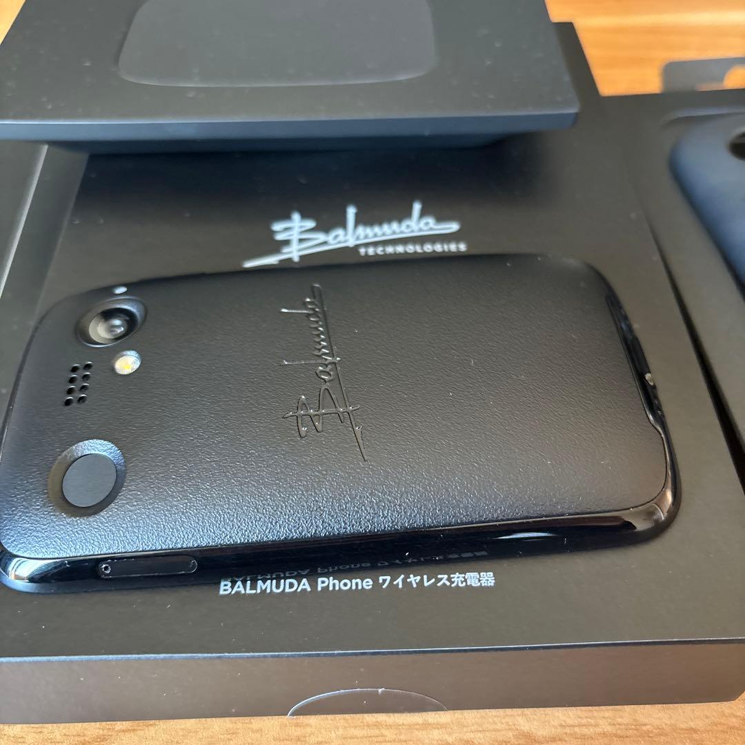 な*し様 【SIMフリー】 BALMUDA Phone ブラック A101BM