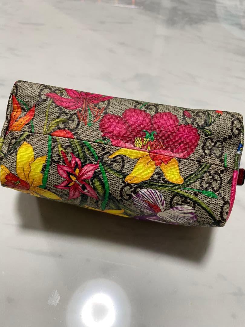 【お値引きしました】Gucci ポーチ