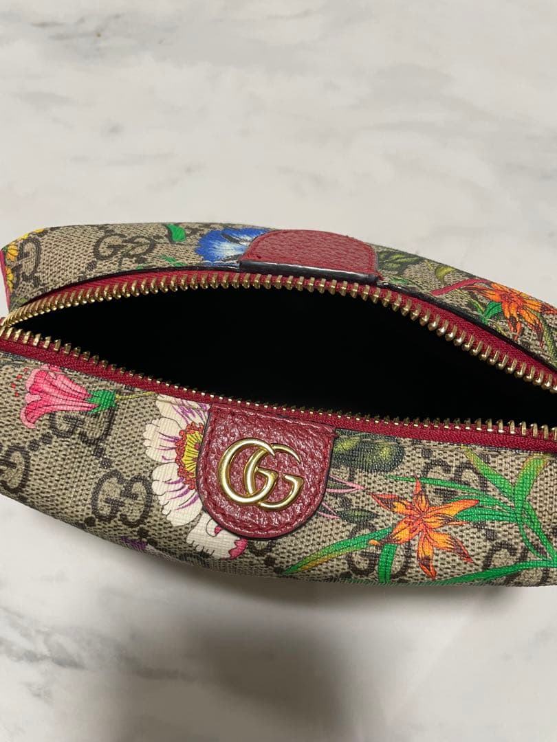 【お値引きしました】Gucci ポーチ