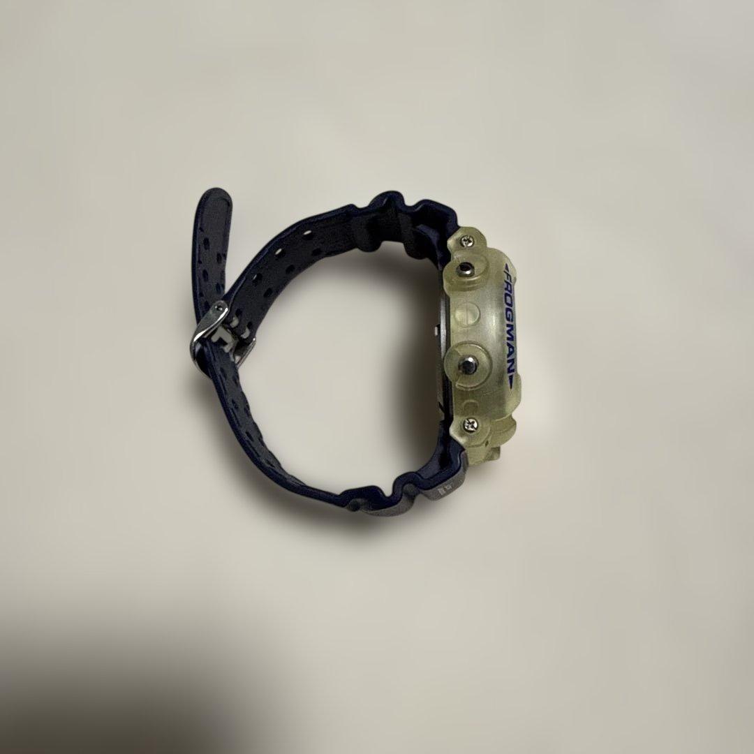 G-SHOCK DW-8200 フロッグマン 遊環なし