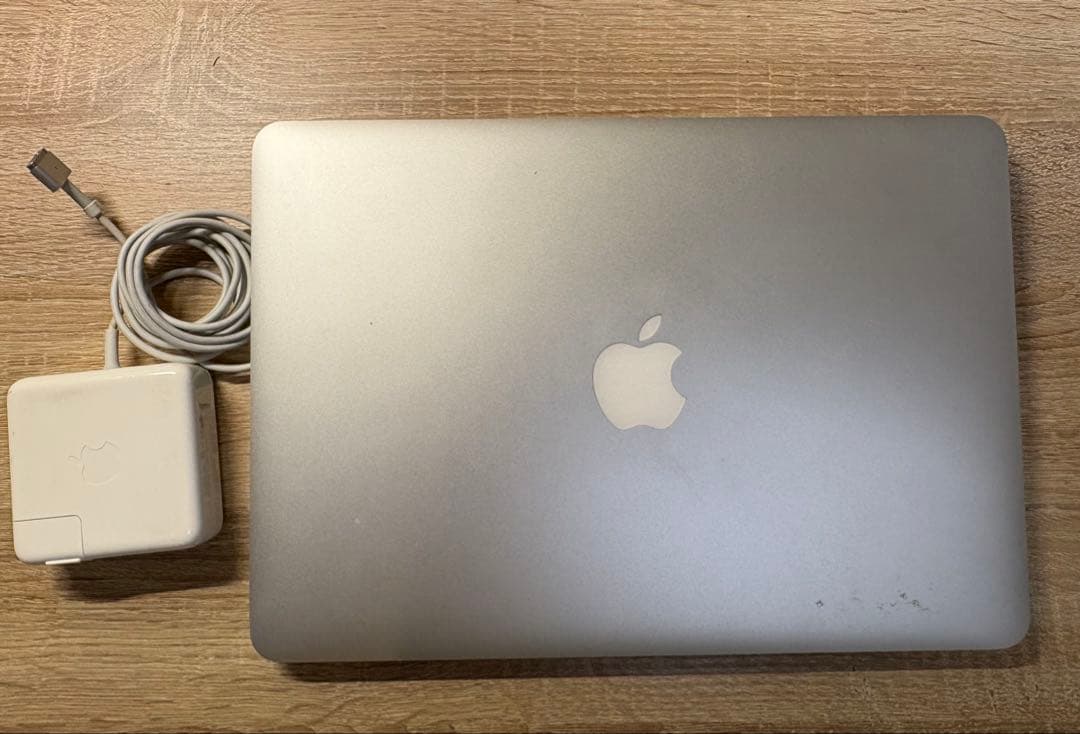 MacBook Pro (13インチ, Early 2015) 充電ケーブル付き