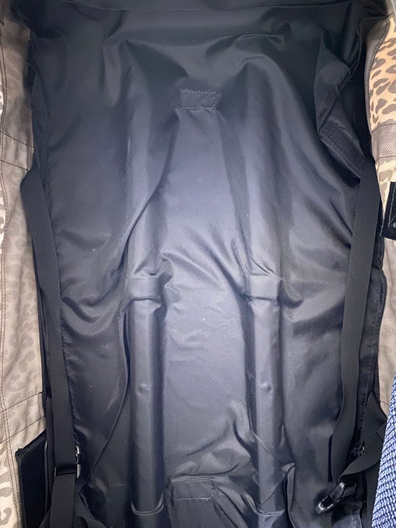 SUPREME × THE NORTH FACE キャリーバッグ