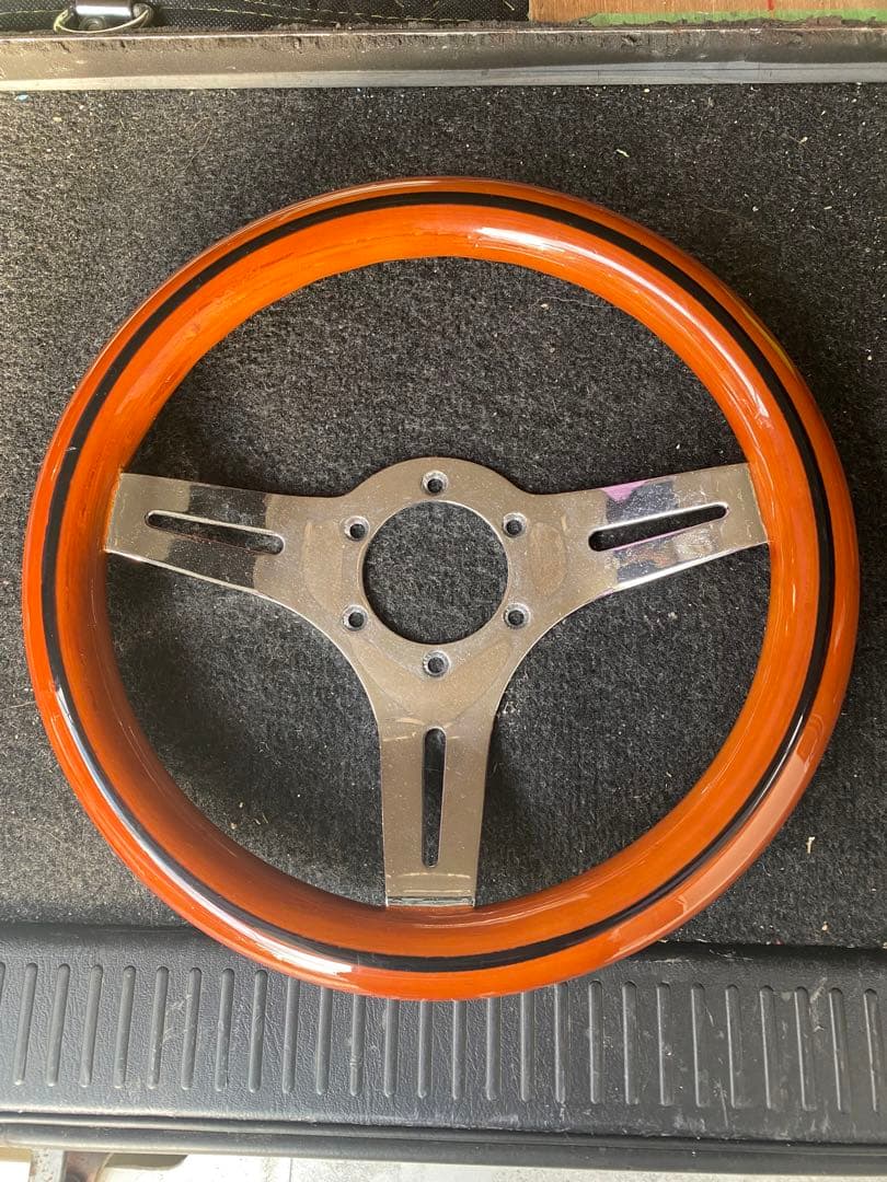 ウッド製 小径ステアリング　ハンドル　旧車