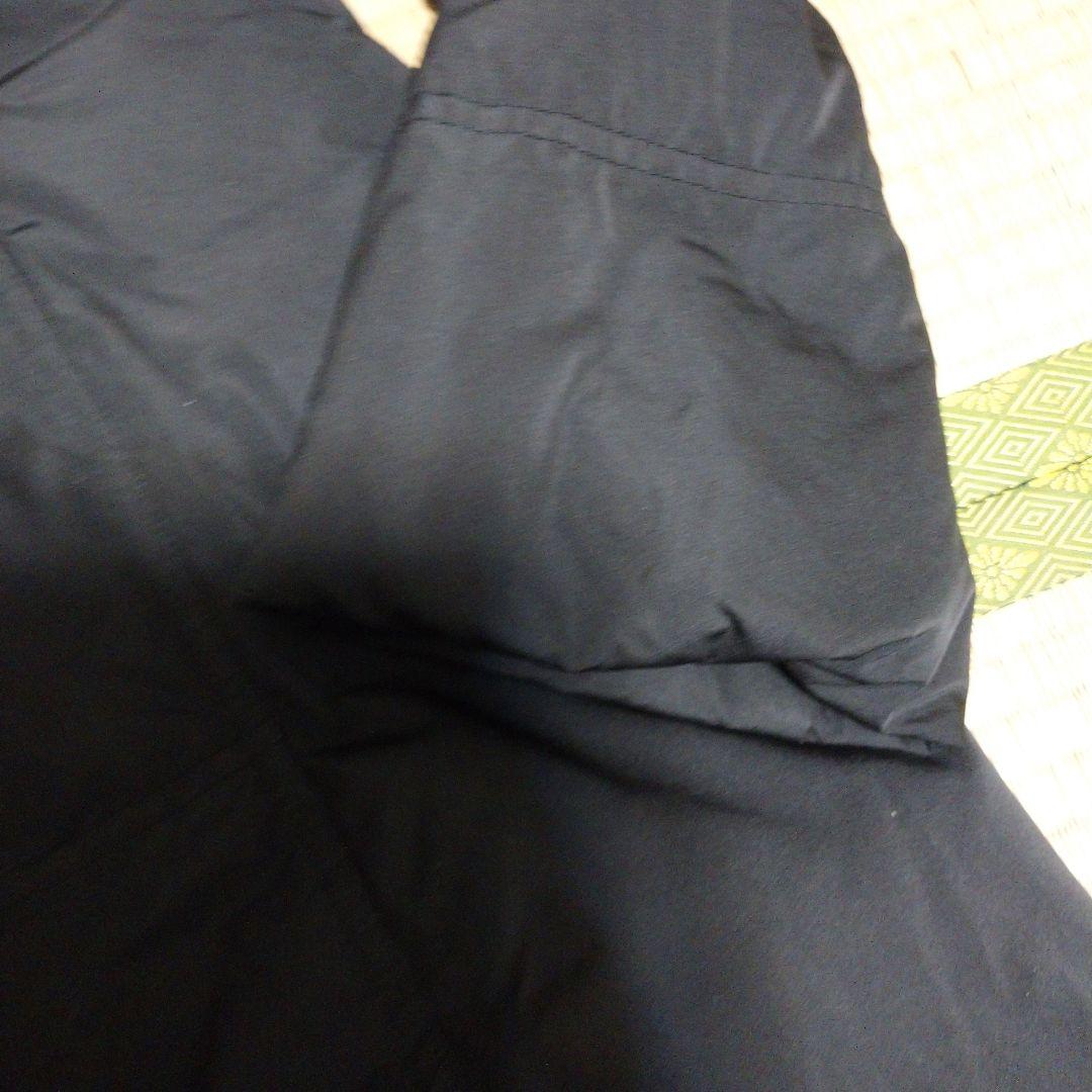 リボン付き黒ダウンジャケット フード付き