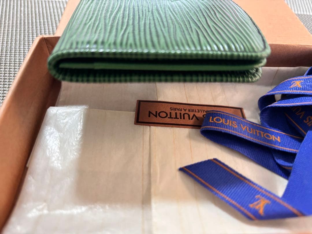 ルイヴィトンエピケース美品