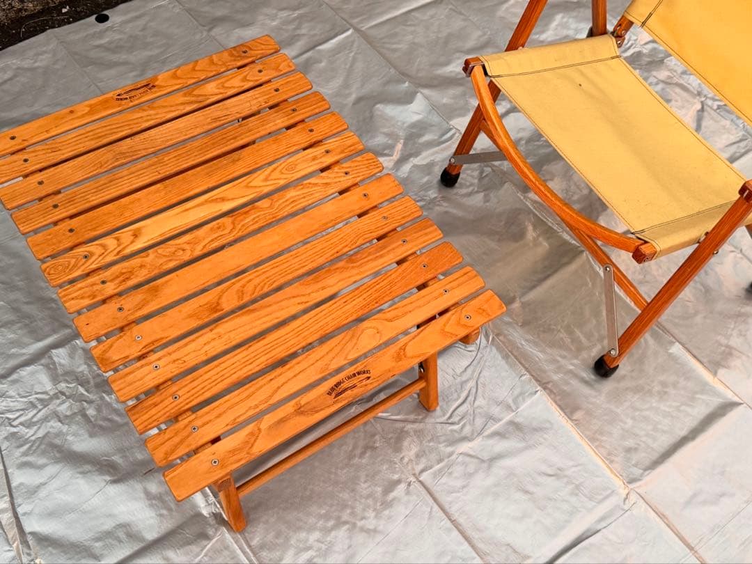 旧ロゴ　BLUE RIDGE CHAIR WORKS 折りたたみテーブル