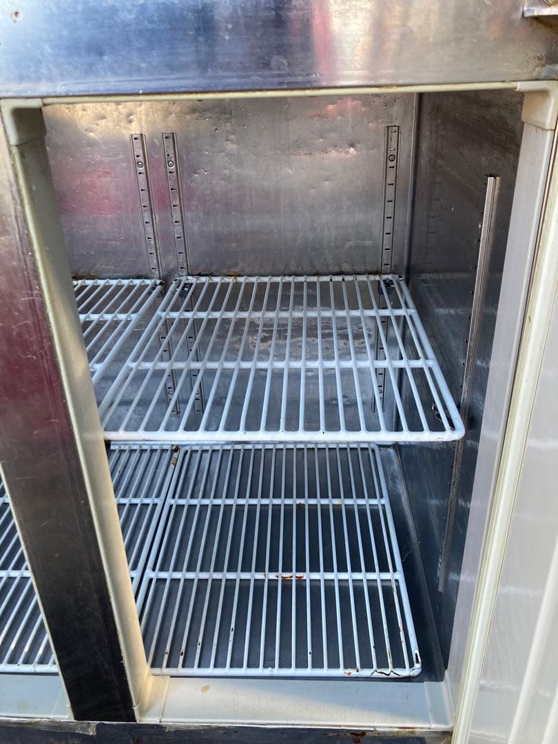 超安い　業務用冷凍冷蔵庫　ホシザキ 冷凍1ドア冷蔵庫 3ドア ．直接引取大歓迎