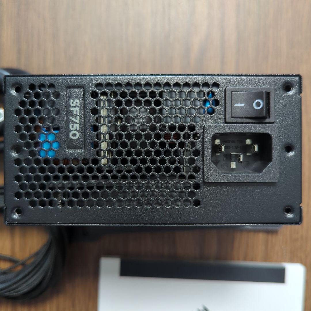 CORSAIR SF750 750W 電源ユニット