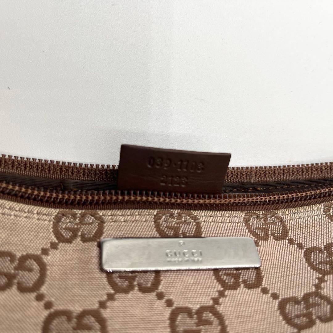 GUCCI GGキャンバス アクセサリーポーチ ワンショルダー ブラウン