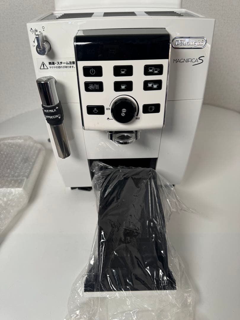 DeLonghi MAGNIFICA S ホワイト ECAM23120