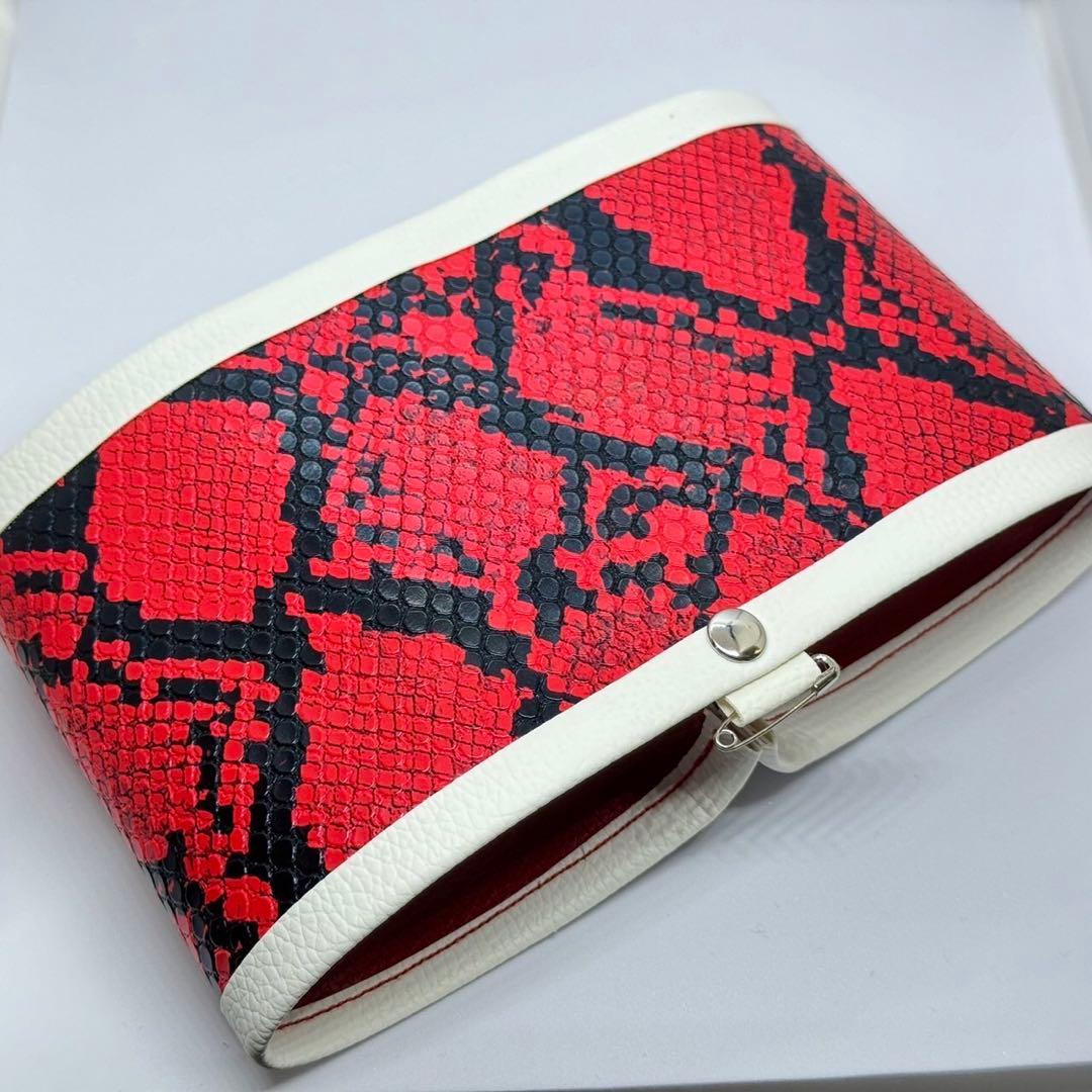 ヘビ柄腕章四つ