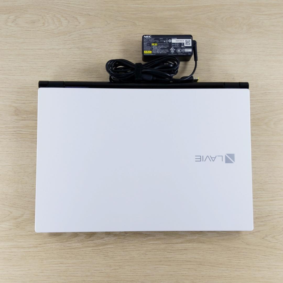 大容量SSHD☆Win11☆ブルーレイ 第6世代i3 ノートパソコン カメラ付き