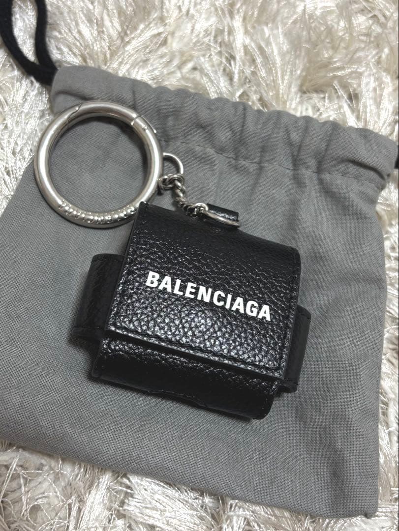 BALENCIAGA AirPodsケース