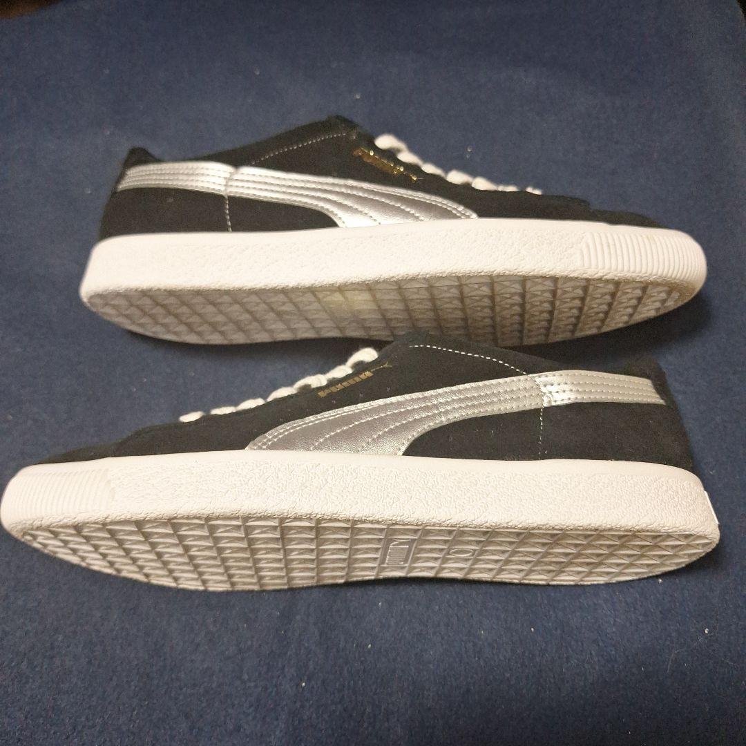 週末限定価格 PUMA Suede 90681S ブラック/シルバー