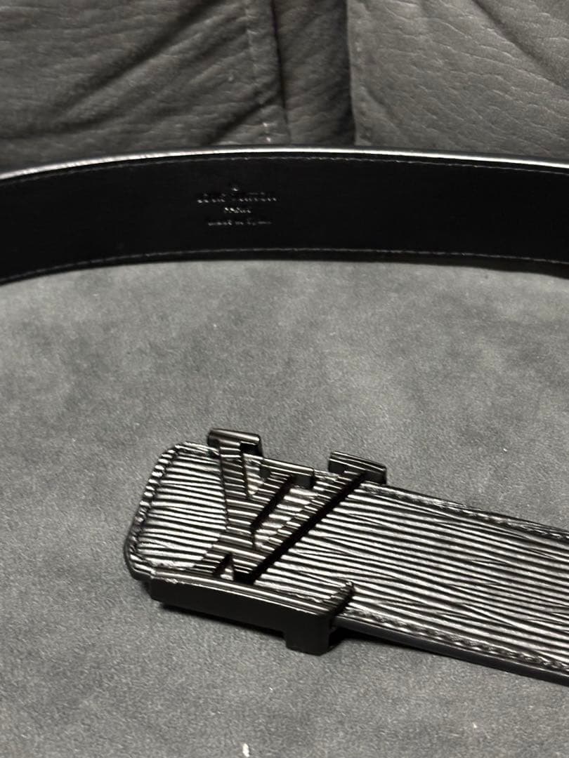 Louis Vuitton ブラックレザーベルト y2k