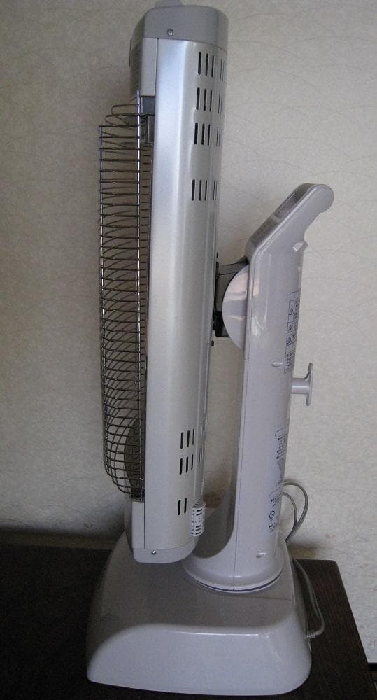 ダイキン セラムヒート 遠赤外線 2017年製 ERFT11US-E