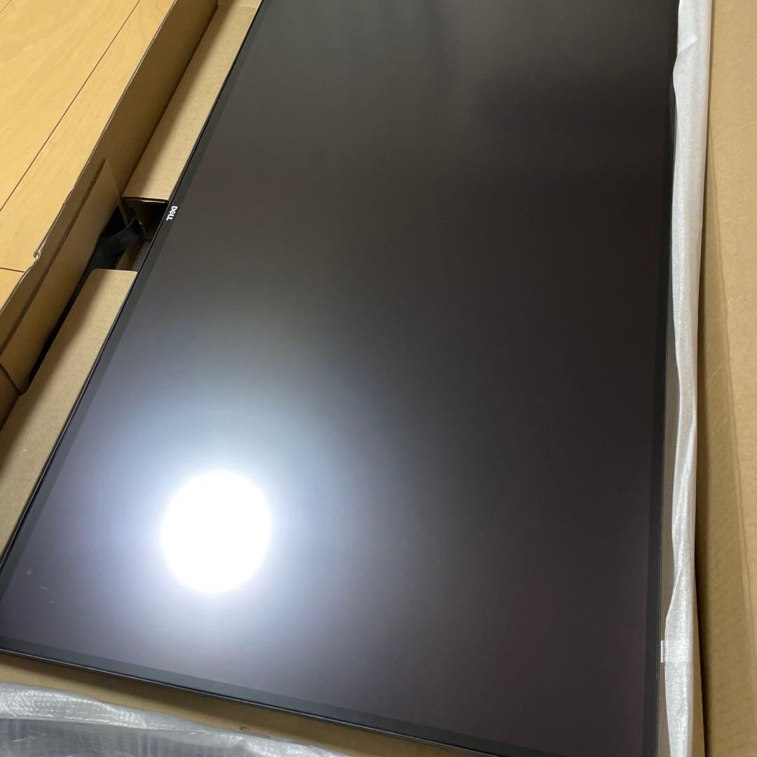 Dell U2720QM 27インチ 4K USB-Cモニター